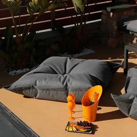 The Z Private Villa, Santorini * Monolithos