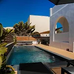 The Z Private Villa, Santorini *