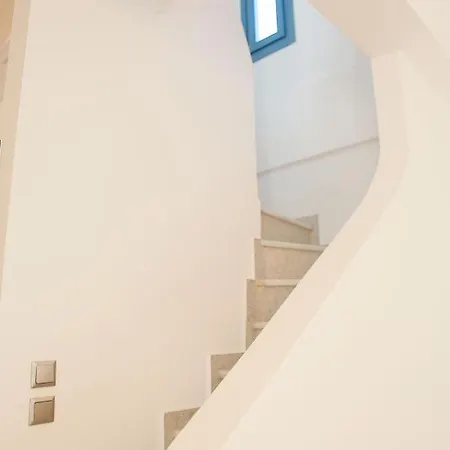 Вилла The Z Private Villa, Santorini Монолитос
