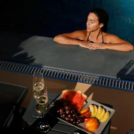 The Z Private Villa, Santorini * Монолитос