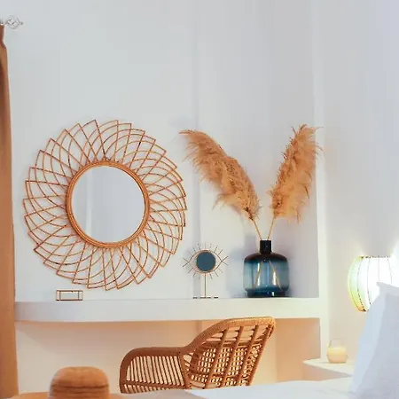 The Z Private Villa, Santorini Монолитос